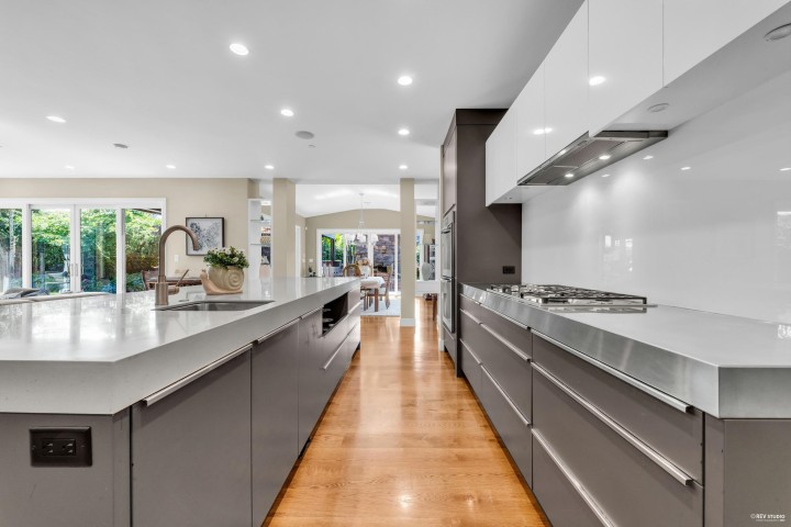 Photo 14 at 866 20th Street, Ambleside, West Vancouver