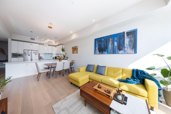 Photo 9 at 205 - 1591 Bowser Avenue, Norgate, North Vancouver