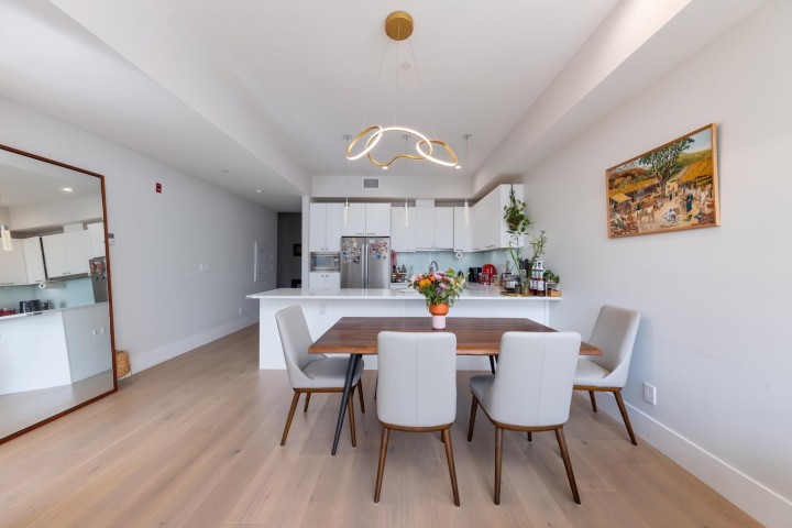 Photo 10 at 205 - 1591 Bowser Avenue, Norgate, North Vancouver