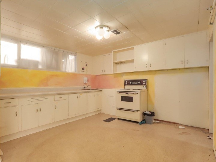 Photo 26 at 2701 St. Christophers Road, Lynn Valley, North Vancouver