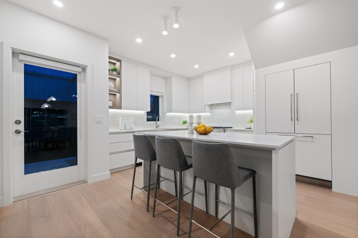 Photo 5 at 1 - 1632 E 21st Avenue, Knight, Vancouver East