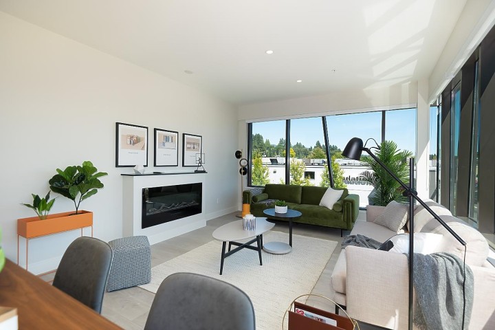 Photo 8 at 207 - 1633 Tatlow Avenue, Pemberton NV, North Vancouver