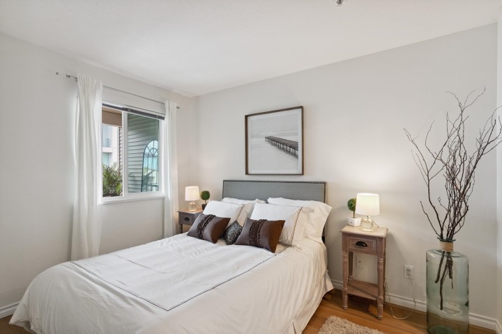 Photo 8 at 305 - 3590 W 26th Avenue, Dunbar, Vancouver West