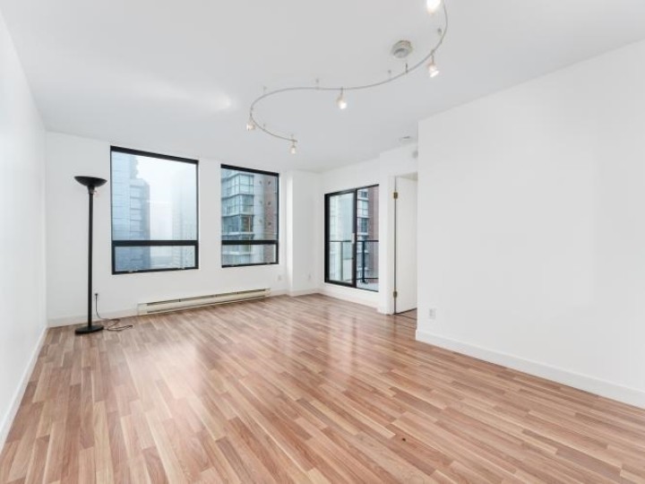 Photo 3 at 1505 - 811 Helmcken Street, Downtown VW, Vancouver West