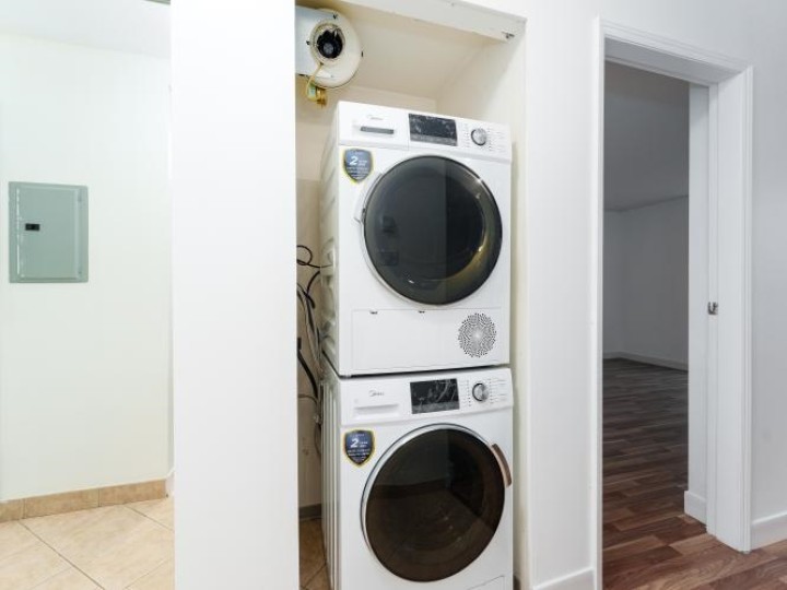 Photo 15 at 1505 - 811 Helmcken Street, Downtown VW, Vancouver West