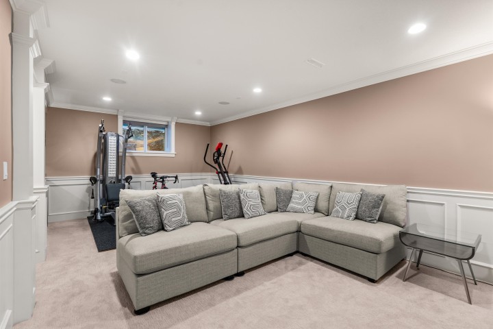 Photo 32 at 452 Tempe Crescent, Upper Lonsdale, North Vancouver