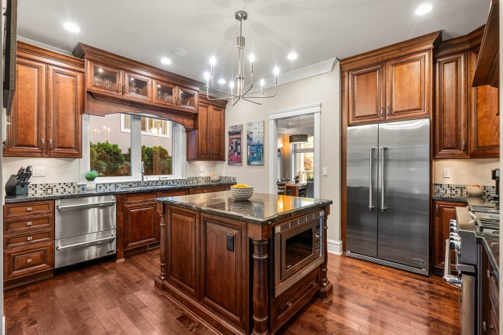 Photo 9 at 452 Tempe Crescent, Upper Lonsdale, North Vancouver