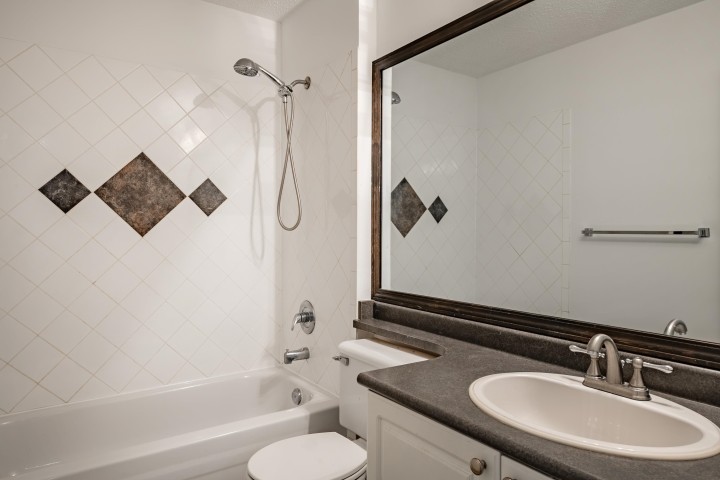 Photo 13 at 103 - 1688 E 8th Avenue, Grandview Woodland, Vancouver East