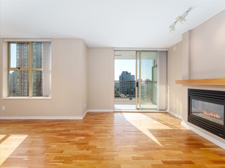 Photo 2 at 1406 - 989 Richards Street, Downtown VW, Vancouver West