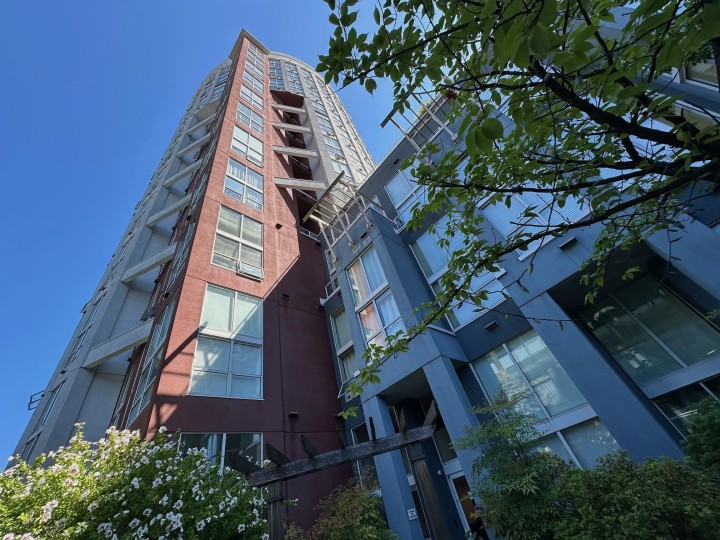 Photo 2 at 217 - 933 Seymour Street, Downtown VW, Vancouver West