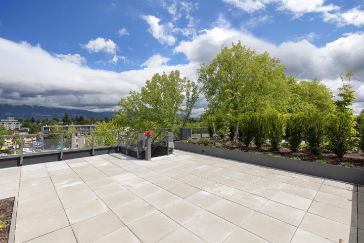 Photo 23 at 406 - 3668 W 10th Avenue, Kitsilano, Vancouver West