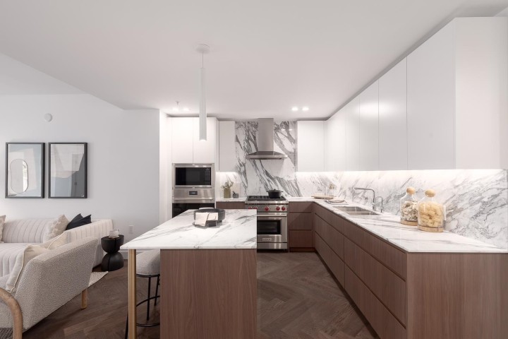 Photo 6 at 406 - 3668 W 10th Avenue, Kitsilano, Vancouver West