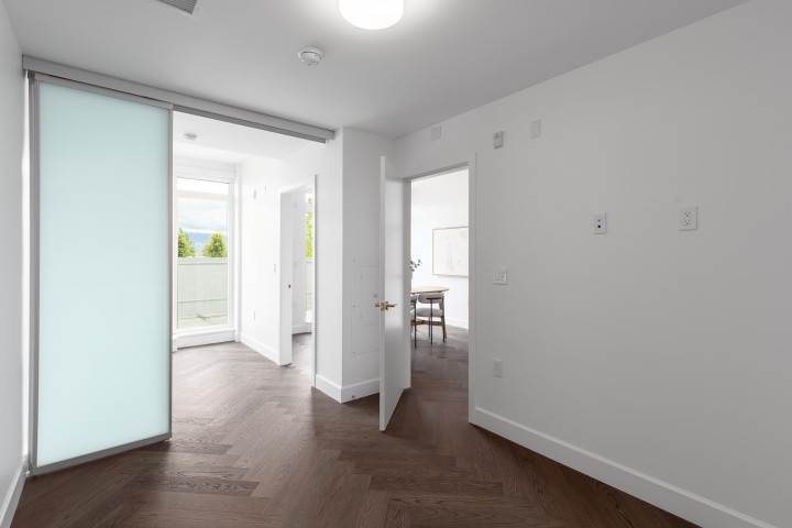 Photo 18 at 406 - 3668 W 10th Avenue, Kitsilano, Vancouver West