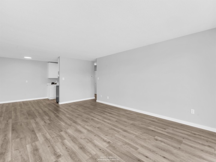 Photo 6 at 106 - 252 W 2nd Street, Lower Lonsdale, North Vancouver