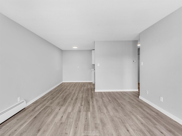 Photo 10 at 106 - 252 W 2nd Street, Lower Lonsdale, North Vancouver