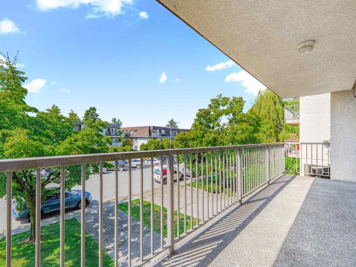 Photo 33 at 106 - 252 W 2nd Street, Lower Lonsdale, North Vancouver