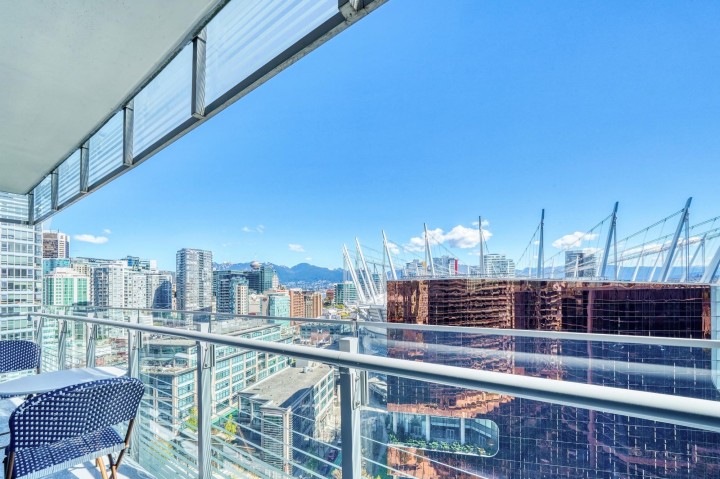 Photo 23 at 2006 - 89 Nelson Street, Yaletown, Vancouver West