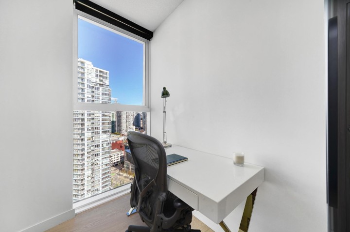 Photo 14 at 2006 - 89 Nelson Street, Yaletown, Vancouver West