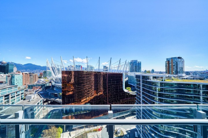 Photo 18 at 2006 - 89 Nelson Street, Yaletown, Vancouver West