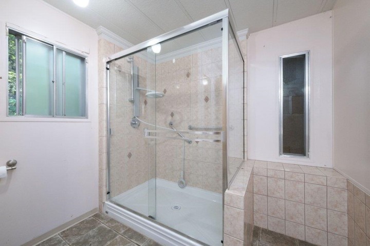 Photo 16 at 518 Tyee Court, Park Royal, West Vancouver