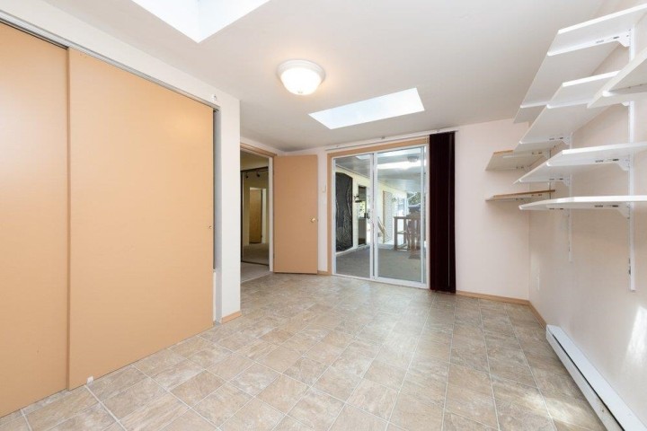 Photo 20 at 518 Tyee Court, Park Royal, West Vancouver