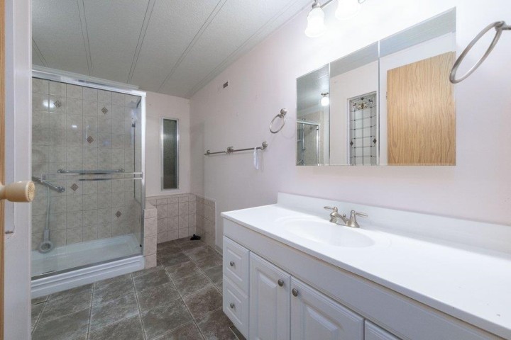 Photo 15 at 518 Tyee Court, Park Royal, West Vancouver