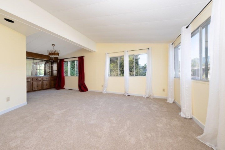 Photo 8 at 518 Tyee Court, Park Royal, West Vancouver