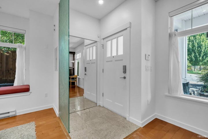 Photo 2 at 7401 Columbia Street, South Cambie, Vancouver West