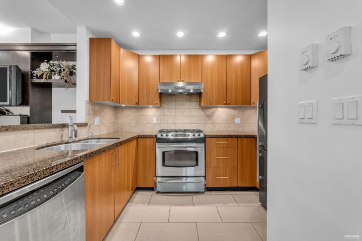 Photo 13 at 7401 Columbia Street, South Cambie, Vancouver West