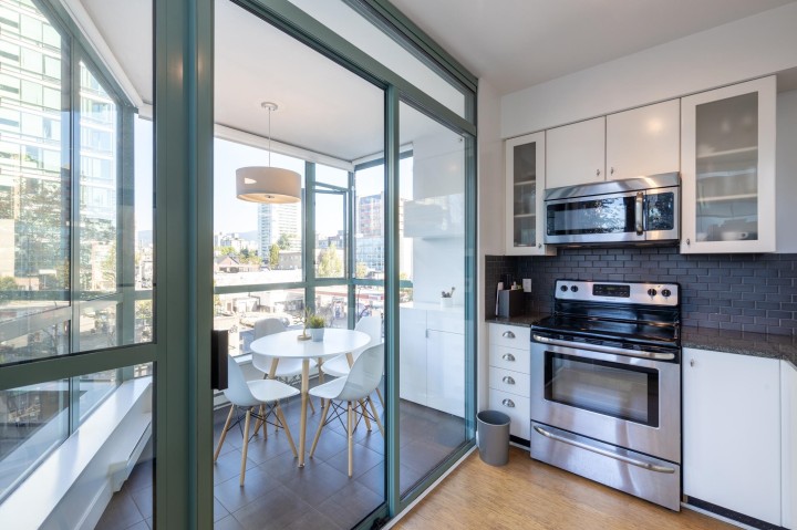Photo 17 at 404 - 1238 Burrard Street, Downtown VW, Vancouver West