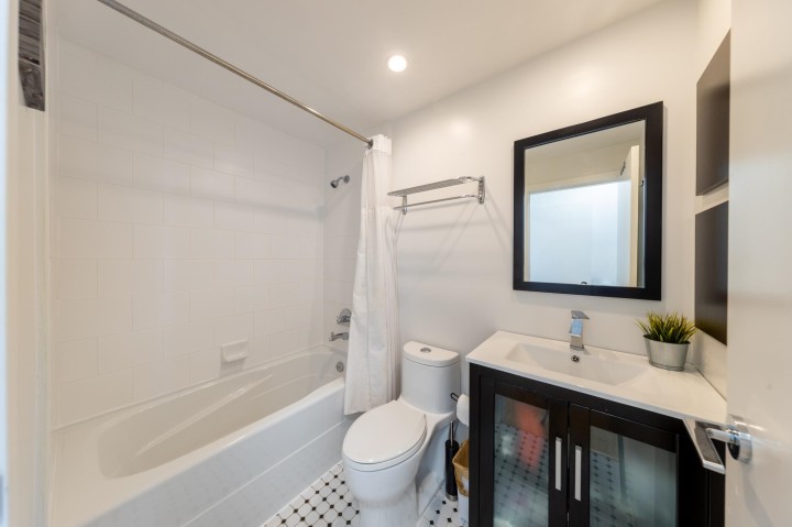 Photo 26 at 404 - 1238 Burrard Street, Downtown VW, Vancouver West