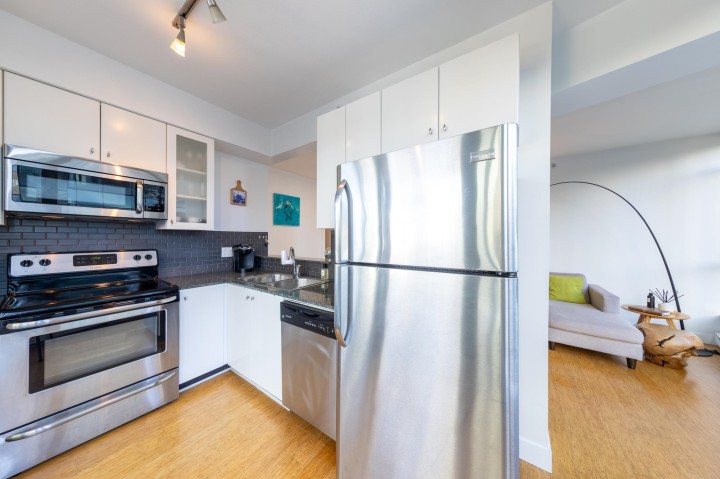 Photo 15 at 404 - 1238 Burrard Street, Downtown VW, Vancouver West