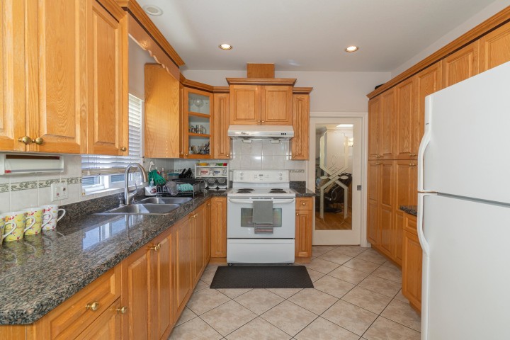 Photo 32 at 952 E 31st Avenue, Fraser VE, Vancouver East