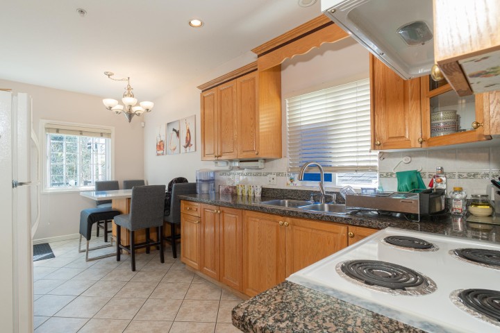 Photo 31 at 952 E 31st Avenue, Fraser VE, Vancouver East