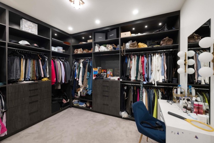 Photo 24 at 392 Ventura Crescent, Upper Delbrook, North Vancouver