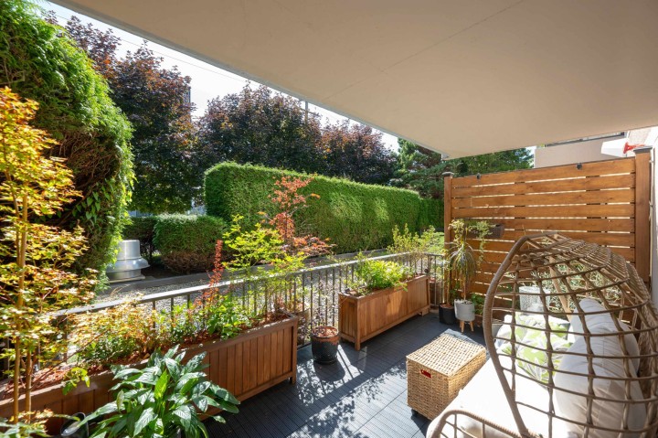 Photo 20 at L1 - 555 13th Street, Ambleside, West Vancouver