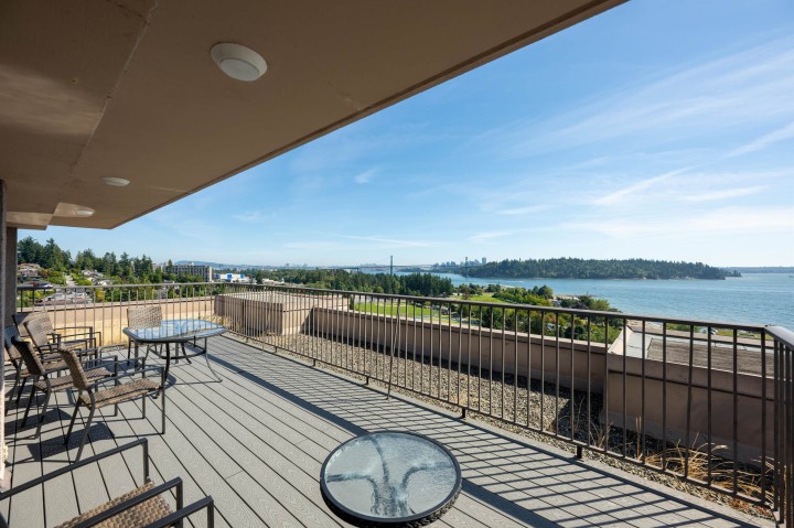 Photo 30 at L1 - 555 13th Street, Ambleside, West Vancouver