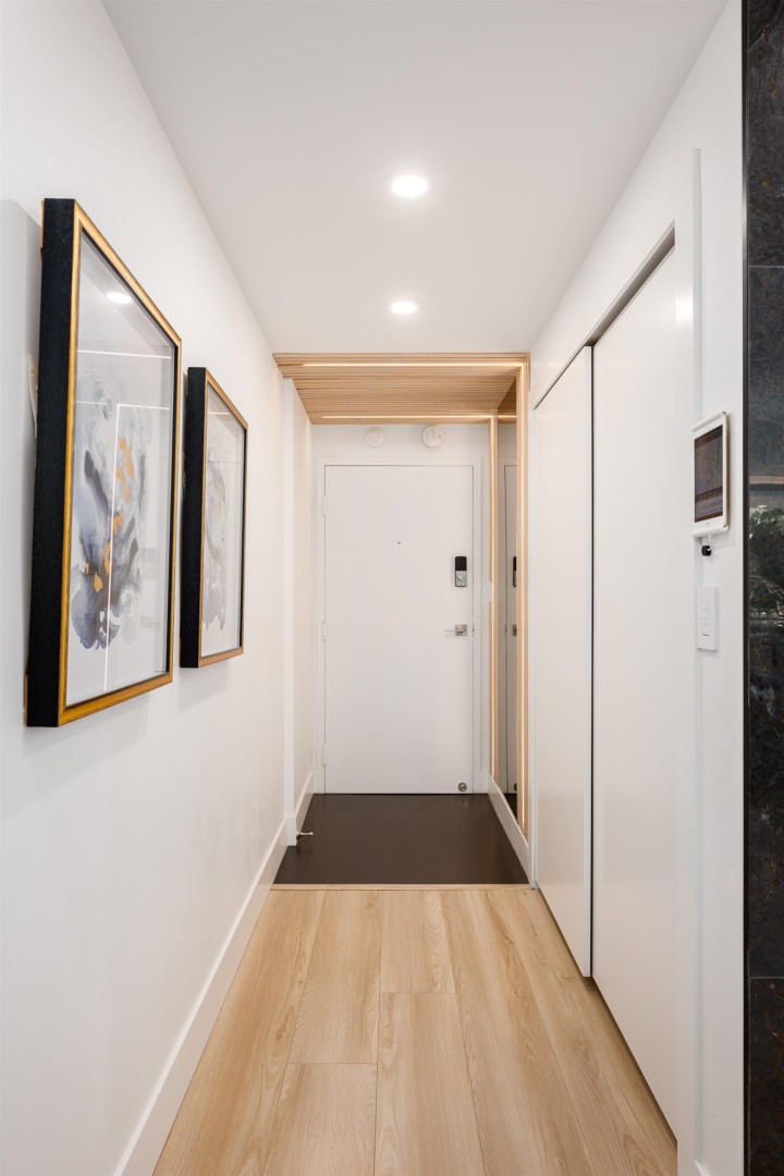 Photo 14 at L1 - 555 13th Street, Ambleside, West Vancouver