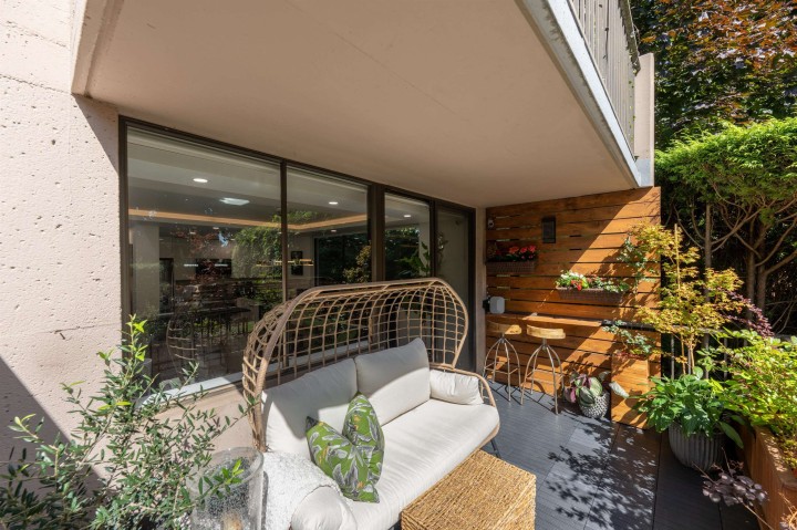 Photo 21 at L1 - 555 13th Street, Ambleside, West Vancouver