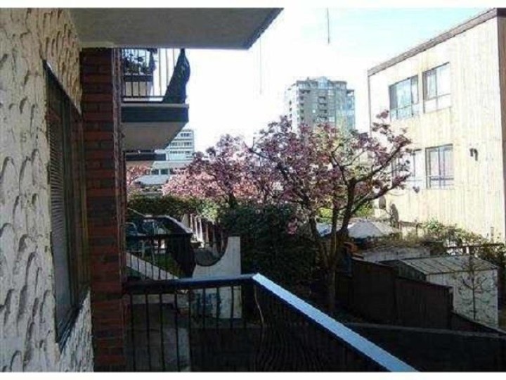 Photo 2 at 103 - 214 E 15th Street, Central Lonsdale, North Vancouver