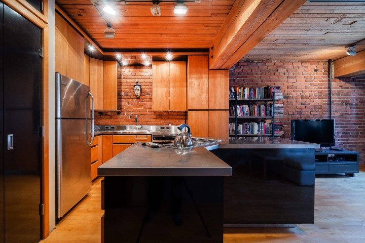 Photo 10 at 304 - 41 Alexander Street, Downtown VE, Vancouver East