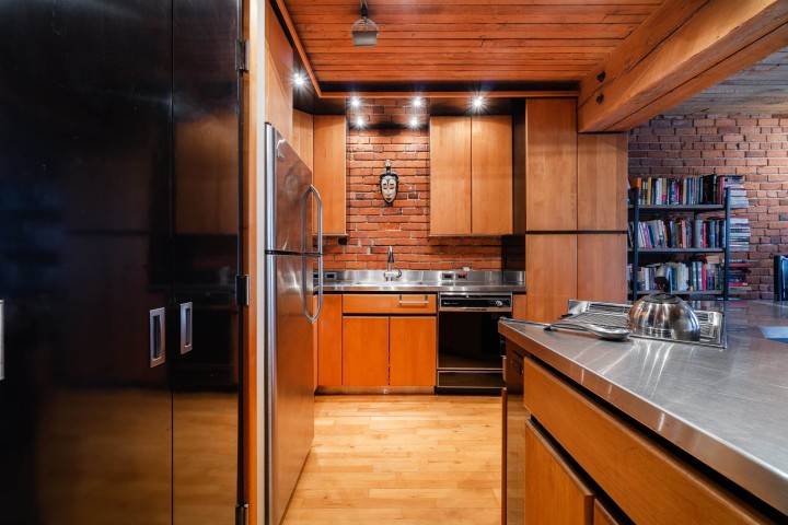 Photo 11 at 304 - 41 Alexander Street, Downtown VE, Vancouver East