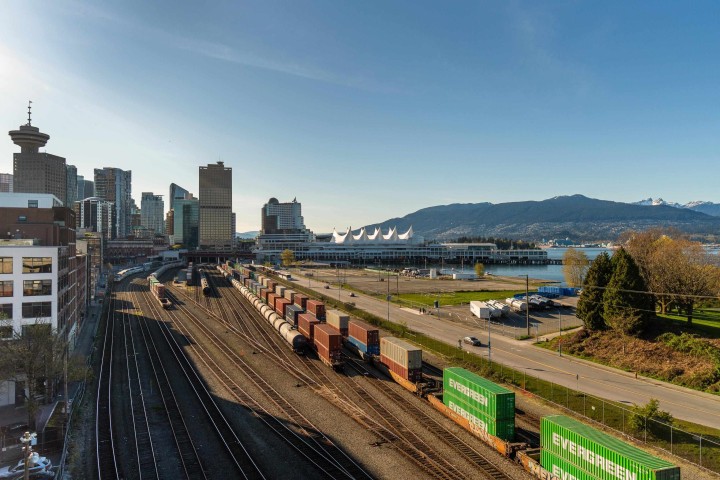 Photo 19 at 304 - 41 Alexander Street, Downtown VE, Vancouver East