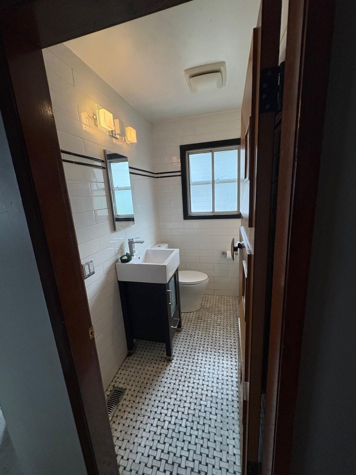 Photo 13 at 2274 Mclean Drive, Grandview Woodland, Vancouver East