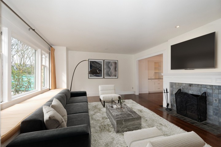 Photo 1 at 3533 W 20th Avenue, Dunbar, Vancouver West