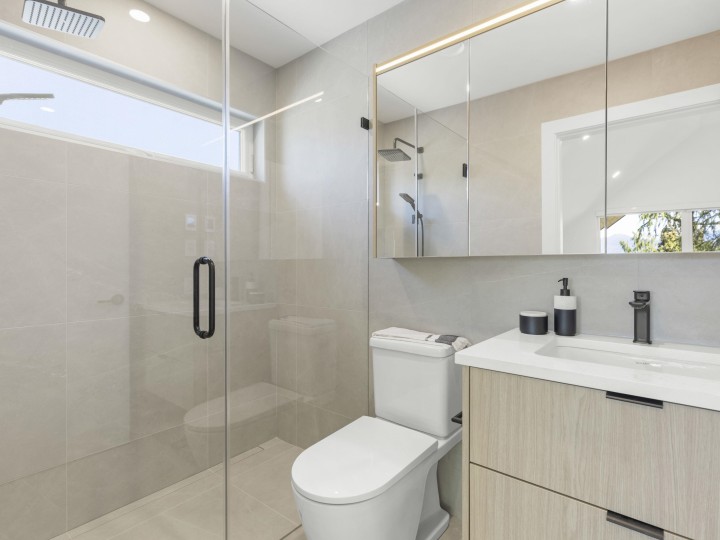 Photo 29 at 1 - 4422 W 6th Avenue, Point Grey, Vancouver West