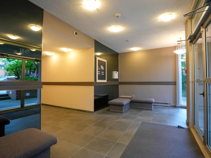 Photo 19 at 101 - 1845 Robson Street, West End VW, Vancouver West