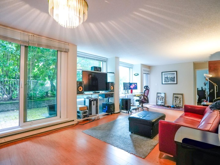 Photo 4 at 101 - 1845 Robson Street, West End VW, Vancouver West