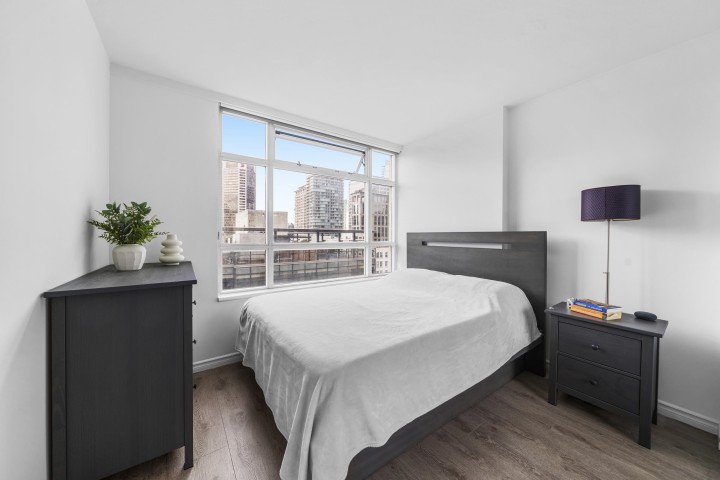 Photo 5 at 1709 - 438 Seymour Street, Downtown VW, Vancouver West