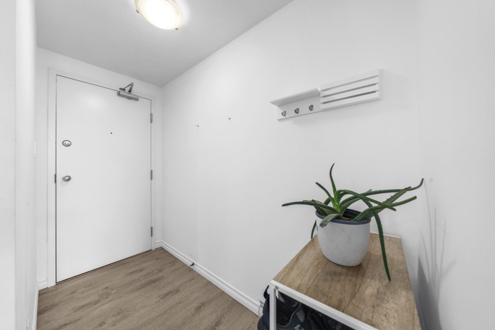 Photo 11 at 1709 - 438 Seymour Street, Downtown VW, Vancouver West